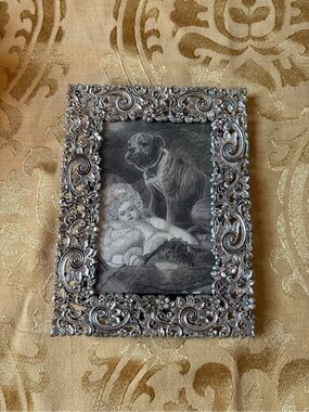 Source Unknown Ornate Silver Picture Frame with Floral Scrollwork